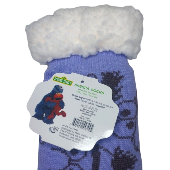 🥳 FREE with purchase- Sesame Street Sherpa Lined Gripper Bottom Slipper Socks - Picture 7 of 7